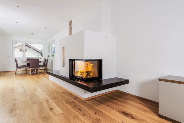 Akzente in verschiedenen Materialien und Farben ergänzen die Architektur. | Foto: Ganz Baukeramik AG Akzente in verschiedenen Materialien und Farben ergänzen die Architektur. | Foto: Ganz Baukeramik AG