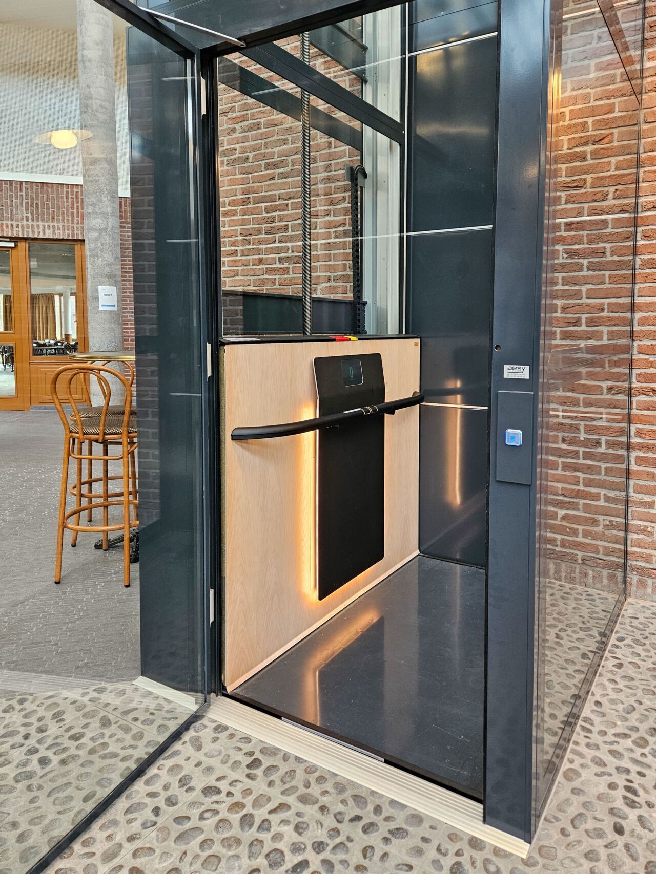 Foto © Meier + Co. AG Foto © Meier + Co. AG