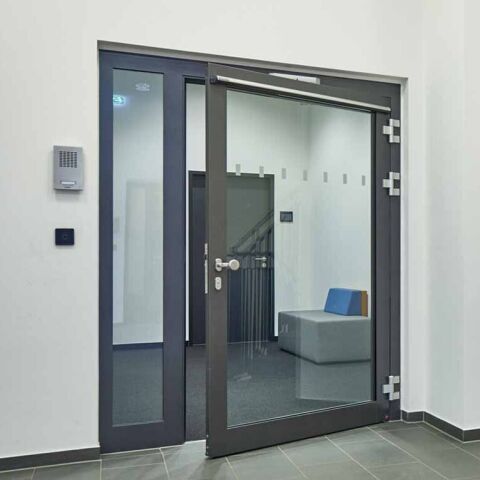 Portes et huisseries pour projets de construction