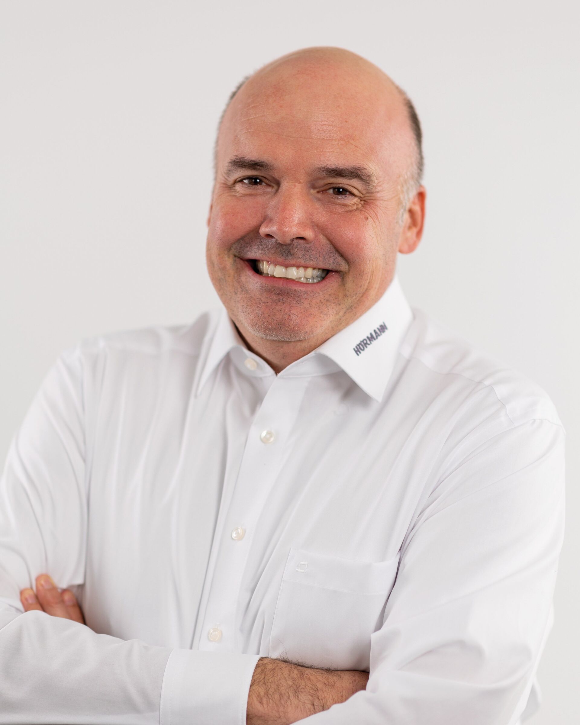 Oliver Suter est chef de produit pour la technique de chargement chez Hörmann. Oliver Suter est chef de produit pour la technique de chargement chez Hörmann.