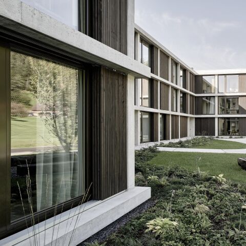 Sur le bâtiment – Solutions pour portes et volets coulissants en extérieur