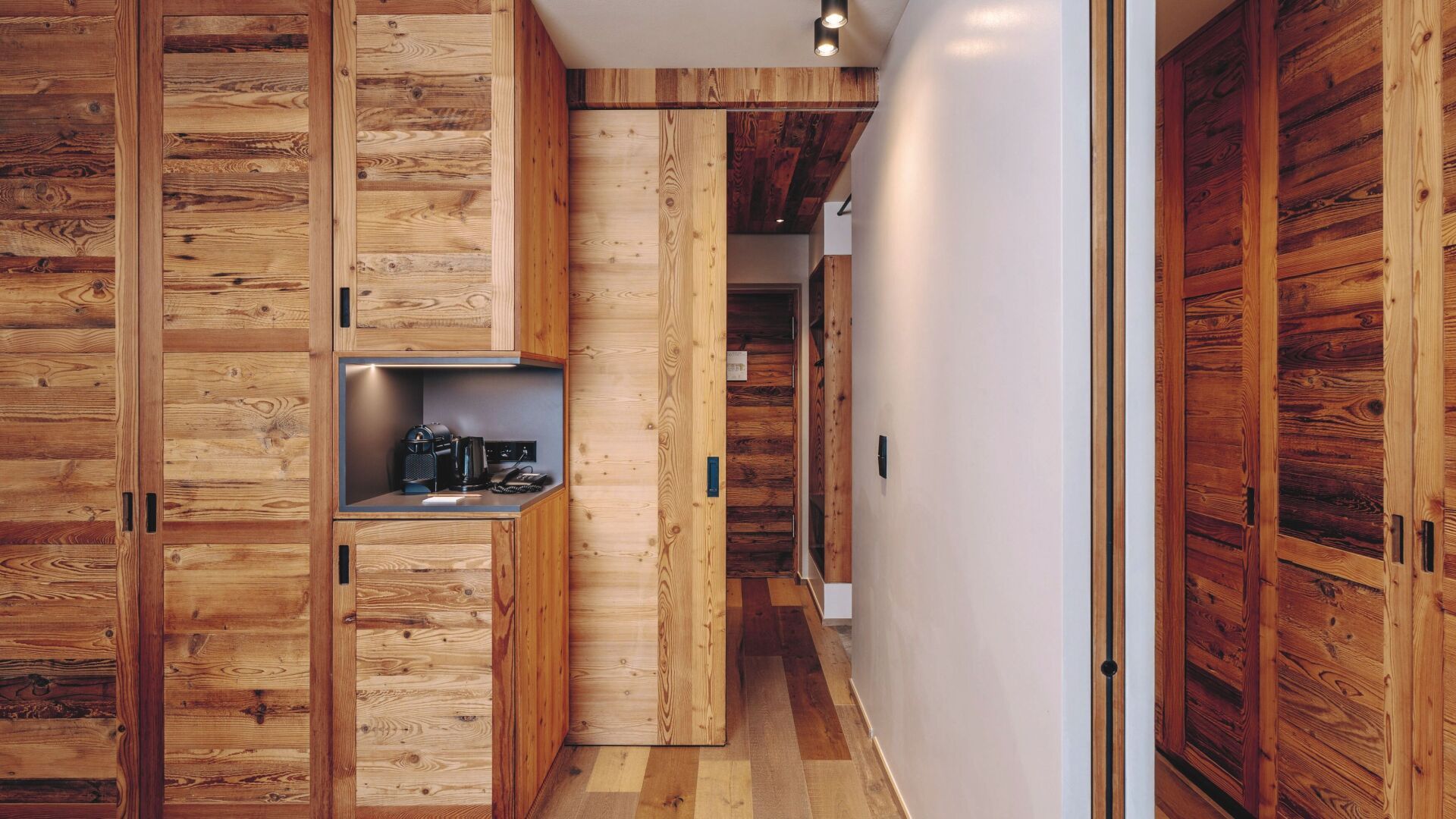 Foto © Hawa Sliding Solutions AG Foto © Hawa Sliding Solutions AG