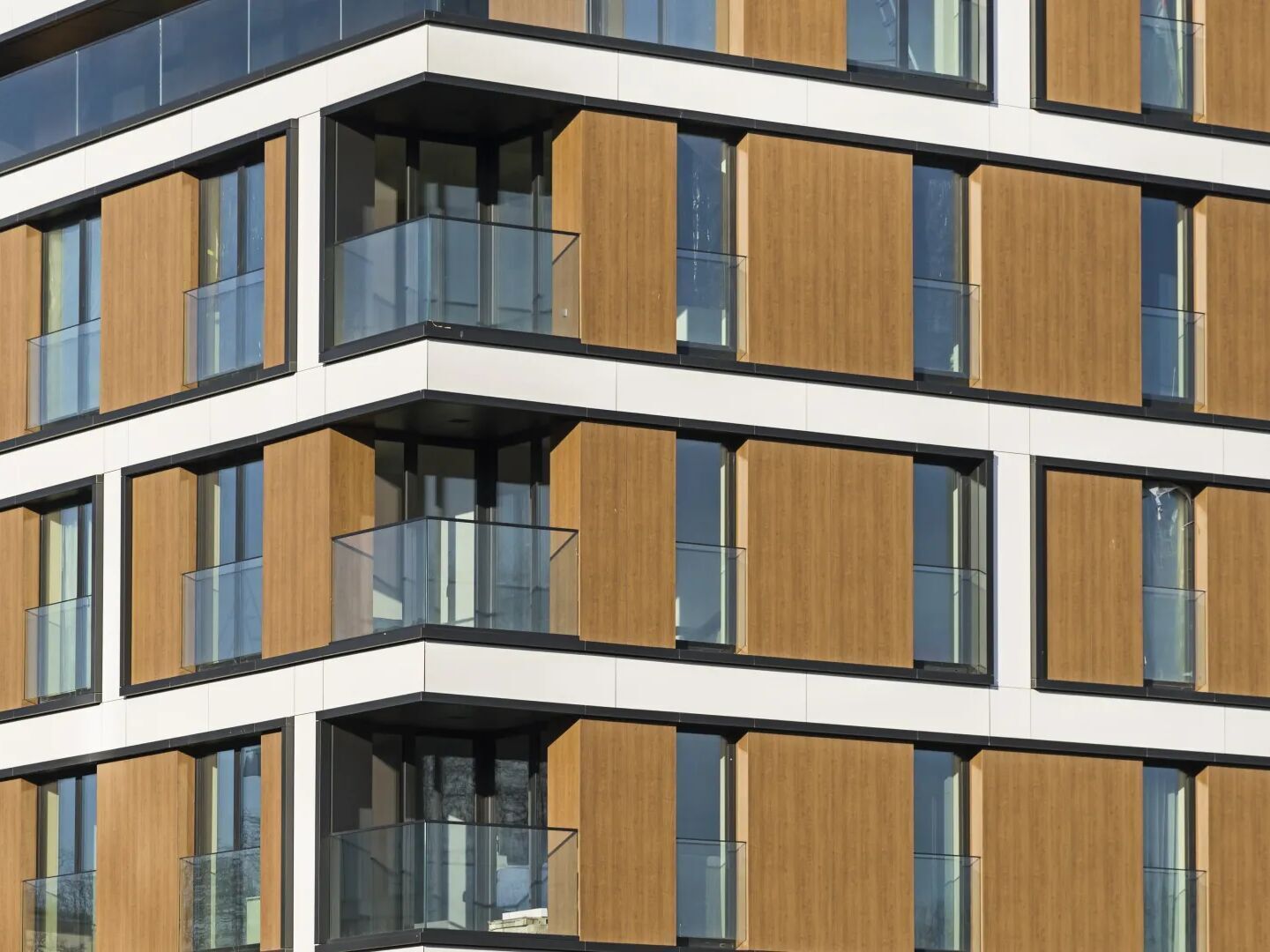 Rockpanel Fassadenplatten sind flexibel und biegbar, um der Form des Gebäudes zu folgen. | Foto © Rafal Chojnacki Fotografia Architektury Rockpanel Fassadenplatten sind flexibel und biegbar, um der Form des Gebäudes zu folgen. | Foto © Rafal Chojnacki Fotografia Architektury