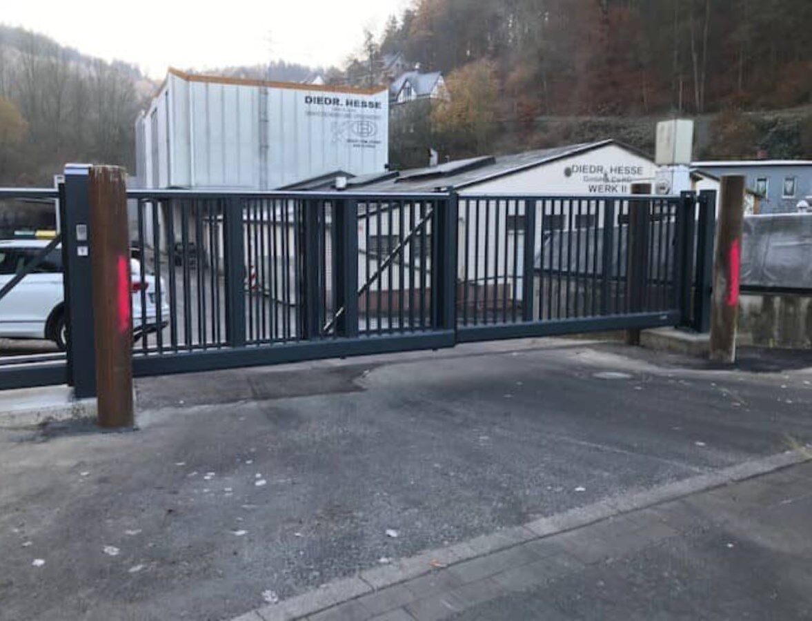 Portes coulissantes télescopiques ©Holler Tore AG Portes coulissantes télescopiques ©Holler Tore AG