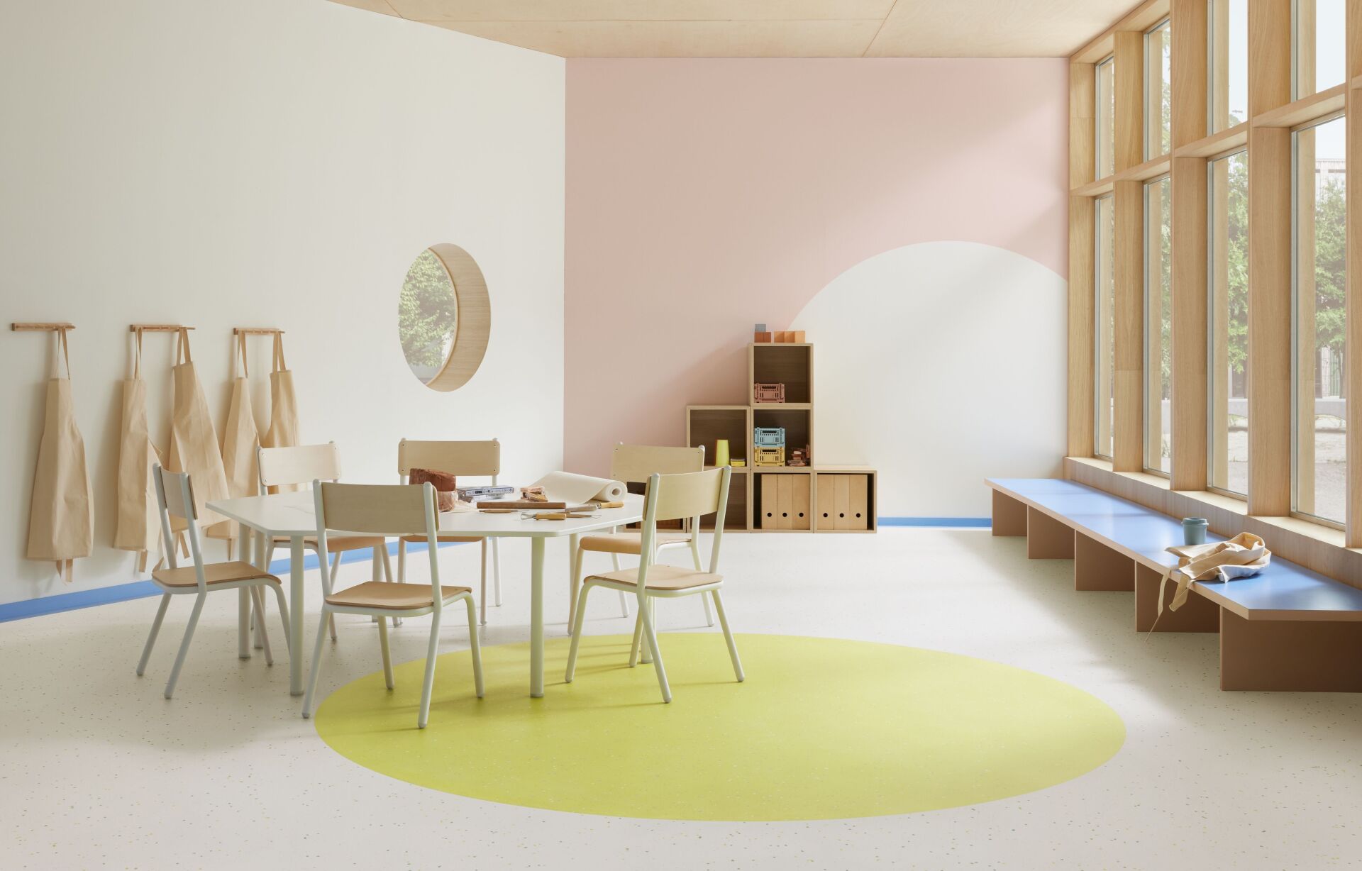 Sphera Element bietet eine der umfangreichsten Farbpaletten bei Bodenbelägen. | Foto © Forbo Flooring Systems Sphera Element bietet eine der umfangreichsten Farbpaletten bei Bodenbelägen. | Foto © Forbo Flooring Systems