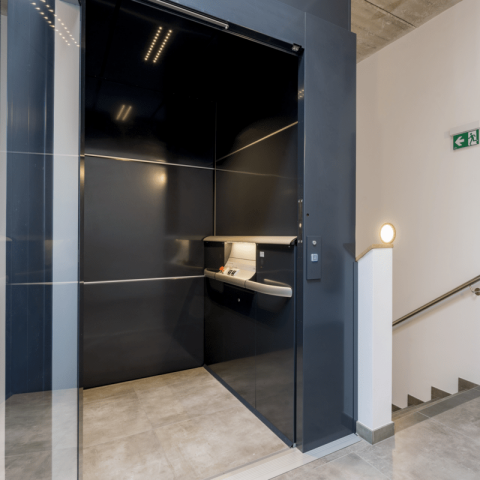 Der Lift als Design-Statement für Barrierefreiheit