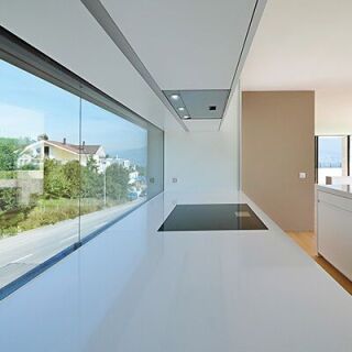 Einbaudunstabzugshaube mit extrem flachem Design